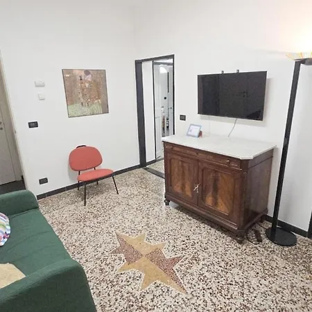 Апартаменты La Gemma Del Galeone, Di Fronte All'acquario *