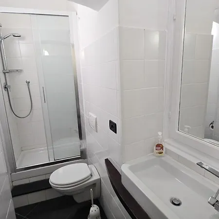 Апартаменты La Gemma Del Galeone, Di Fronte All'acquario *