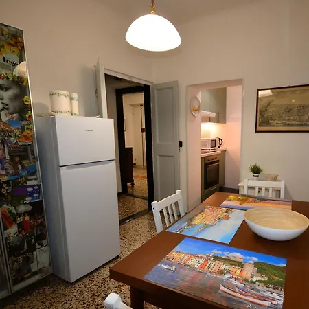 Апартаменты La Gemma Del Galeone, Di Fronte All'acquario Генуя